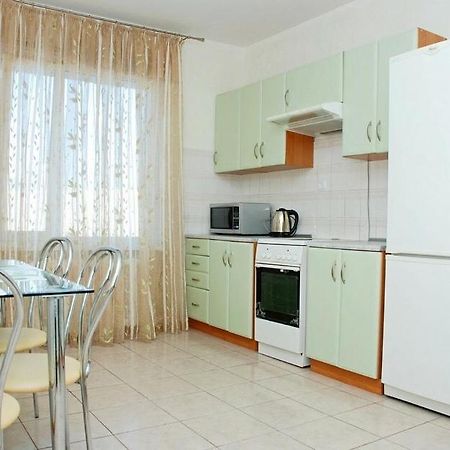 2-Komnatnye Apartamenty Alladin - Pozniaki Κίεβο Εξωτερικό φωτογραφία