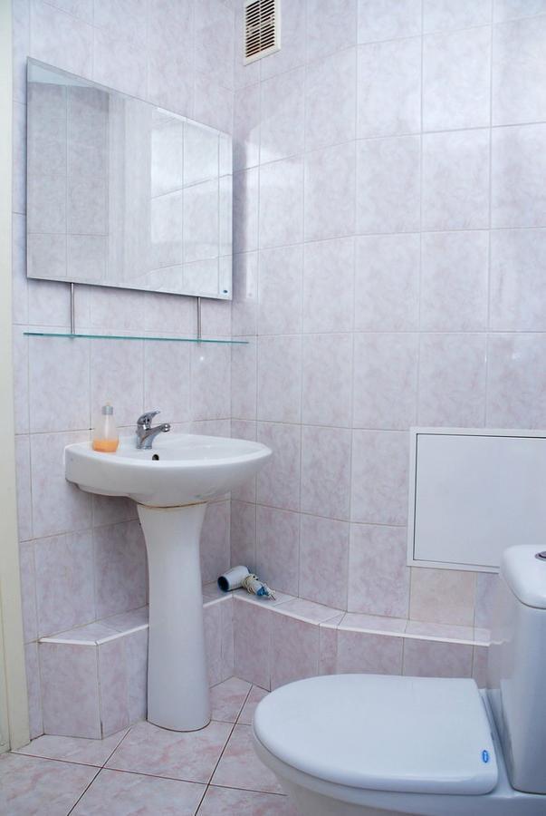 2-Komnatnye Apartamenty Alladin - Pozniaki Κίεβο Εξωτερικό φωτογραφία