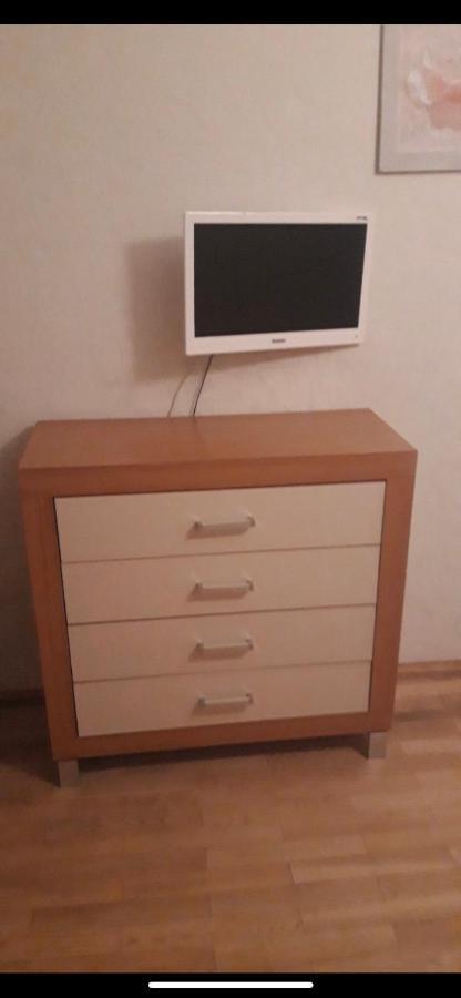 2-Komnatnye Apartamenty Alladin - Pozniaki Κίεβο Εξωτερικό φωτογραφία